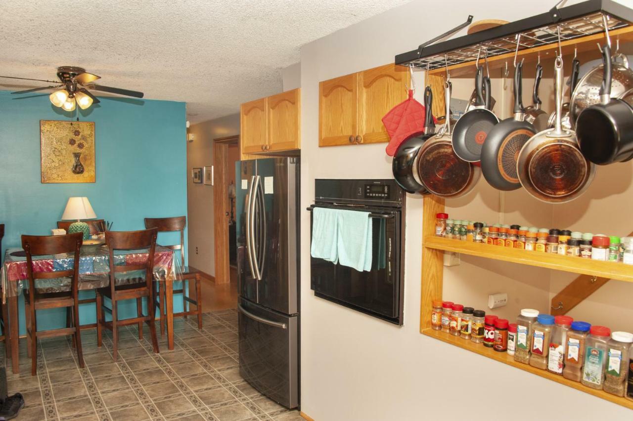 Tiga Bed And Breakfast Yellowknife Ngoại thất bức ảnh
