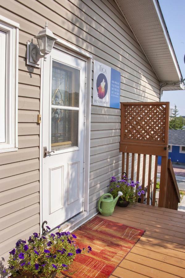 Tiga Bed And Breakfast Yellowknife Ngoại thất bức ảnh