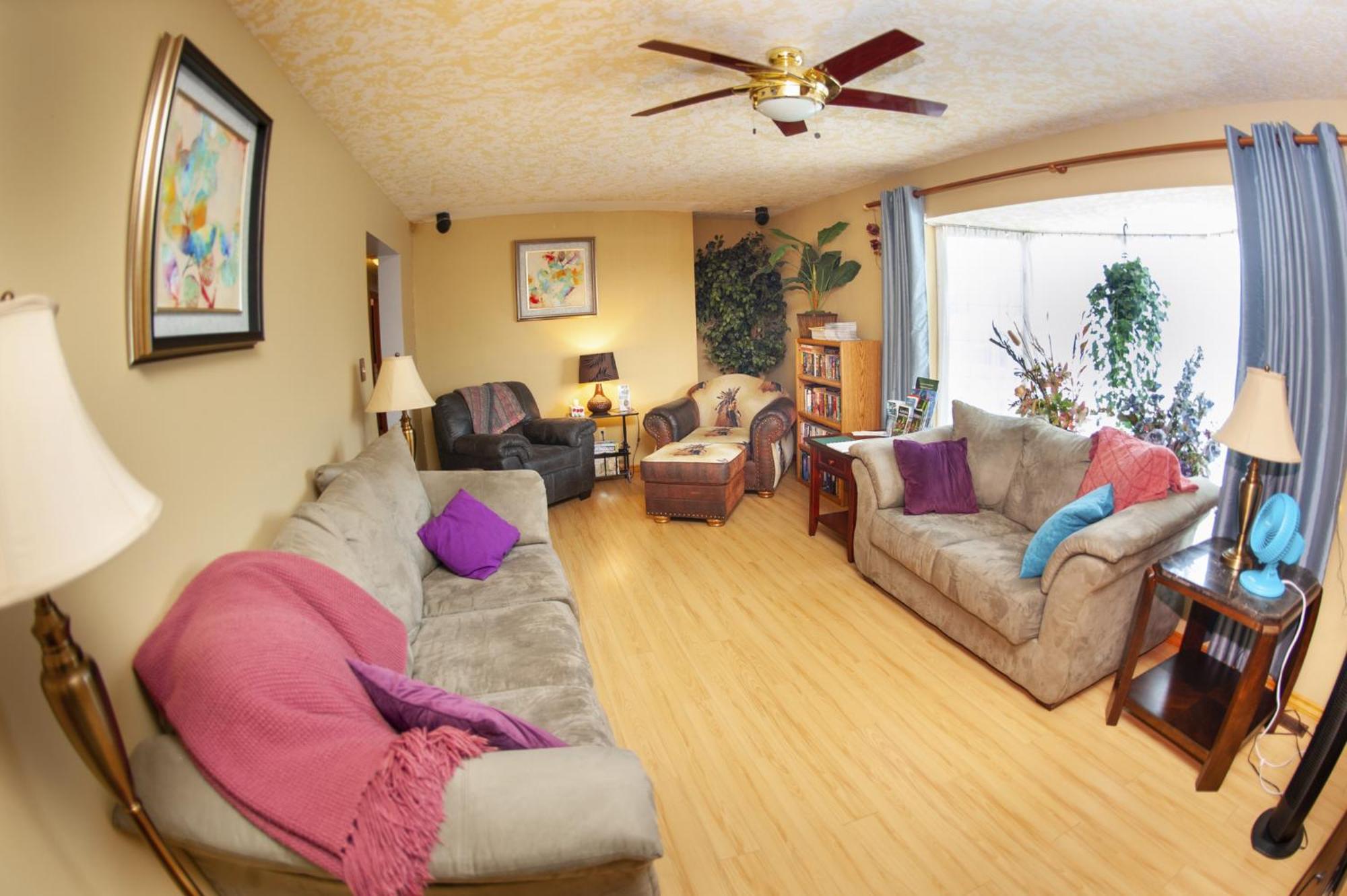 Tiga Bed And Breakfast Yellowknife Ngoại thất bức ảnh