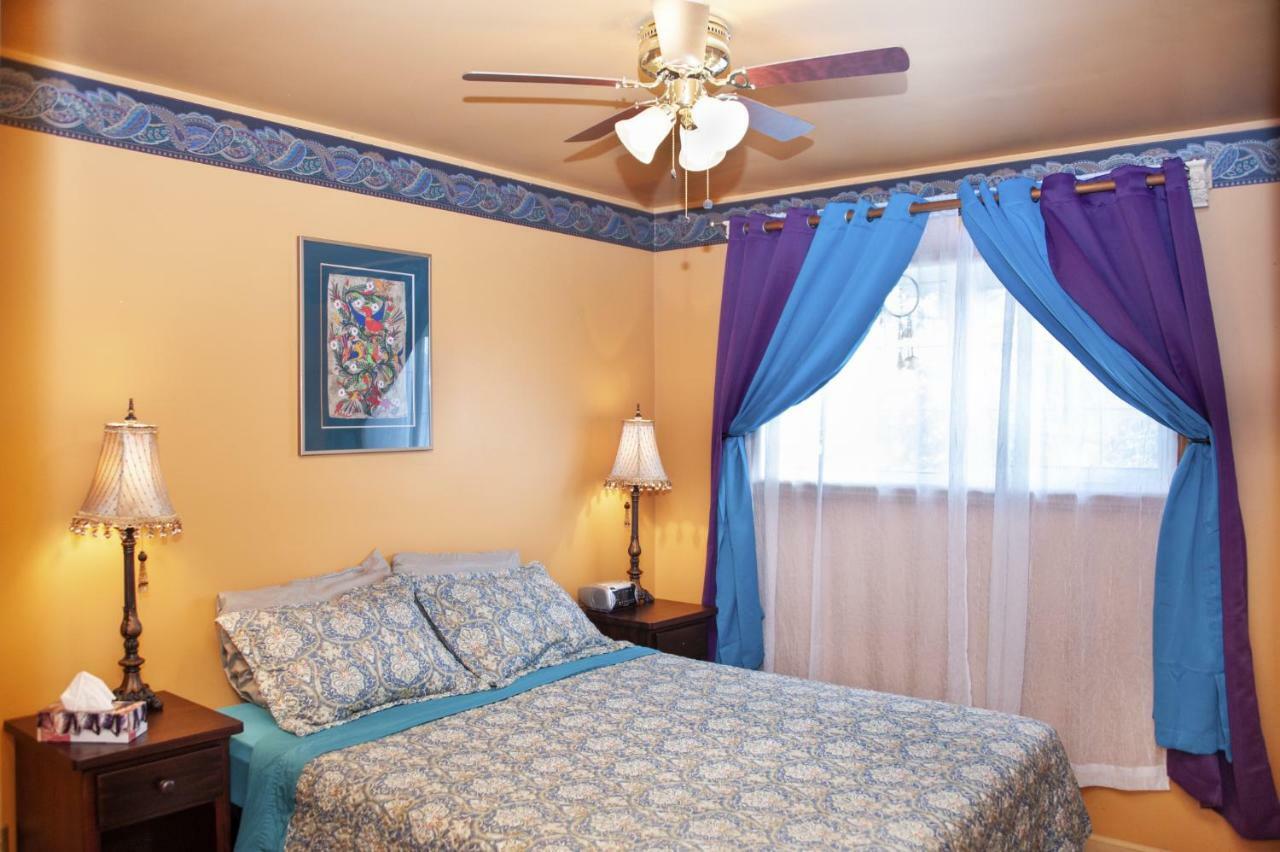 Tiga Bed And Breakfast Yellowknife Ngoại thất bức ảnh