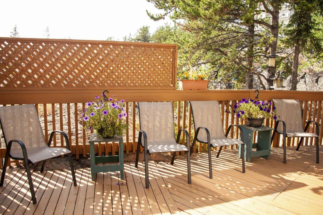 Tiga Bed And Breakfast Yellowknife Ngoại thất bức ảnh
